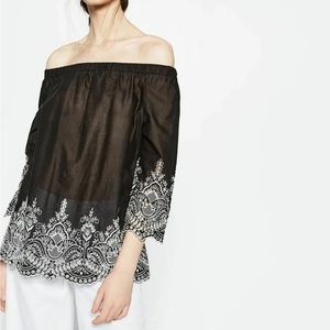 Zara Off Shoulder Embroidered Peasant Blouse Small